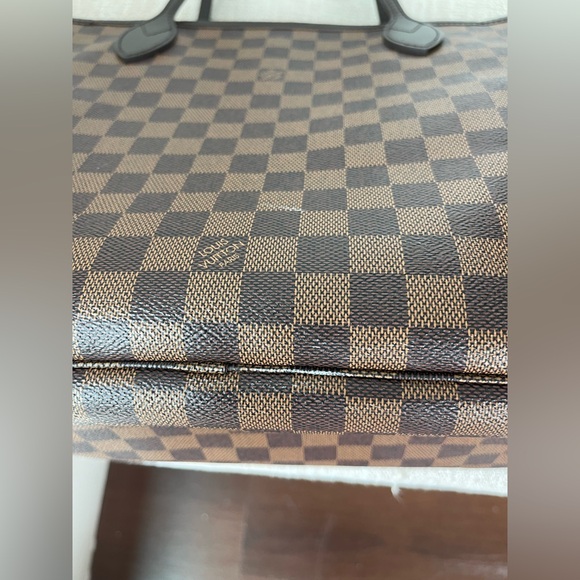 Louis Vuitton Brown Checkered Tote Bag - Picture 5 of 16